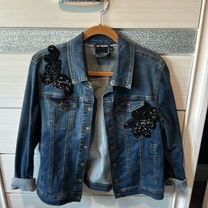 Nanette Lepore denim jacket. EUC. Size L.